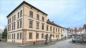 Wartburgkreis: Altes Rathaus: 71 Fenster werden ersetzt