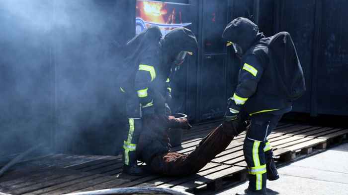Feuerwehr im Ilm-Kreis: Zum Brandüben in den Container