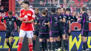 Bundesliga: FC Bayern dominiert in Berlin - Darmstadt vertagt Abstieg